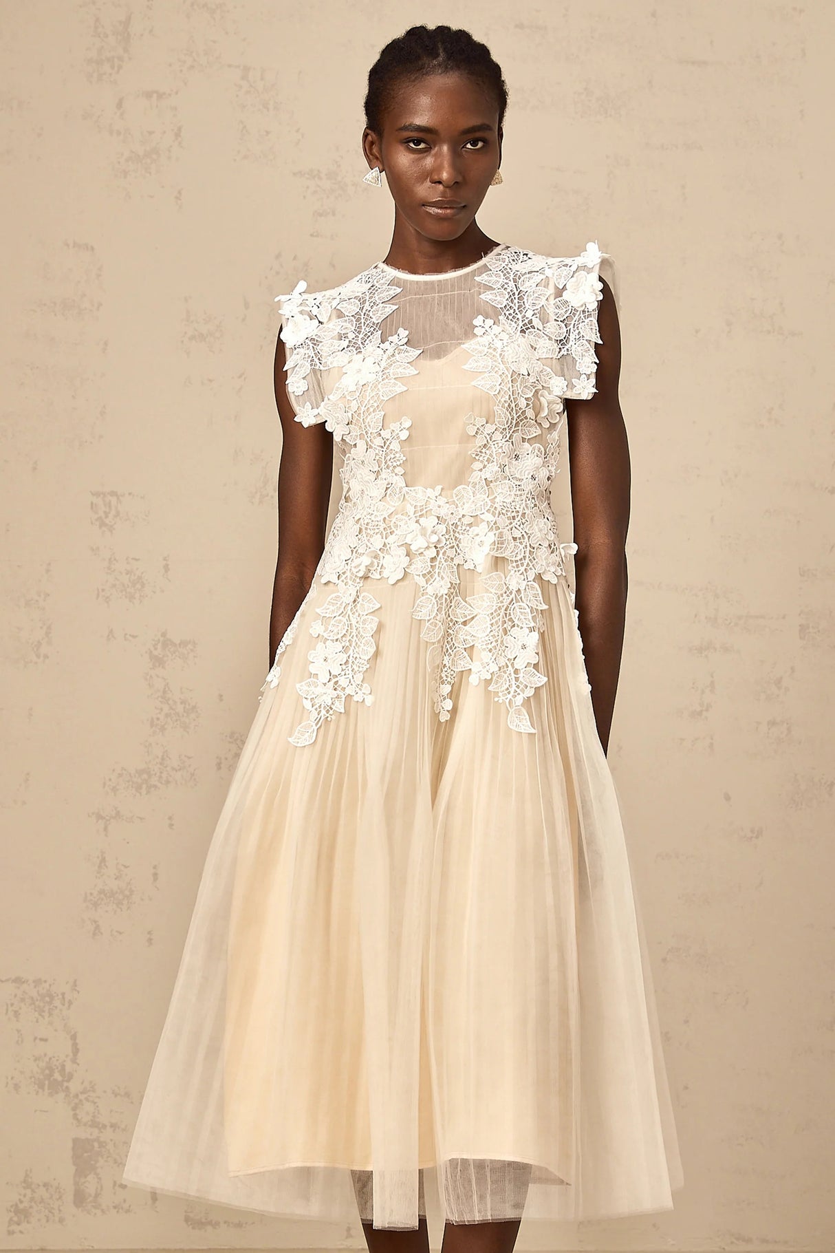 Annabelle Flowerappliqué Tulle Midi Dress