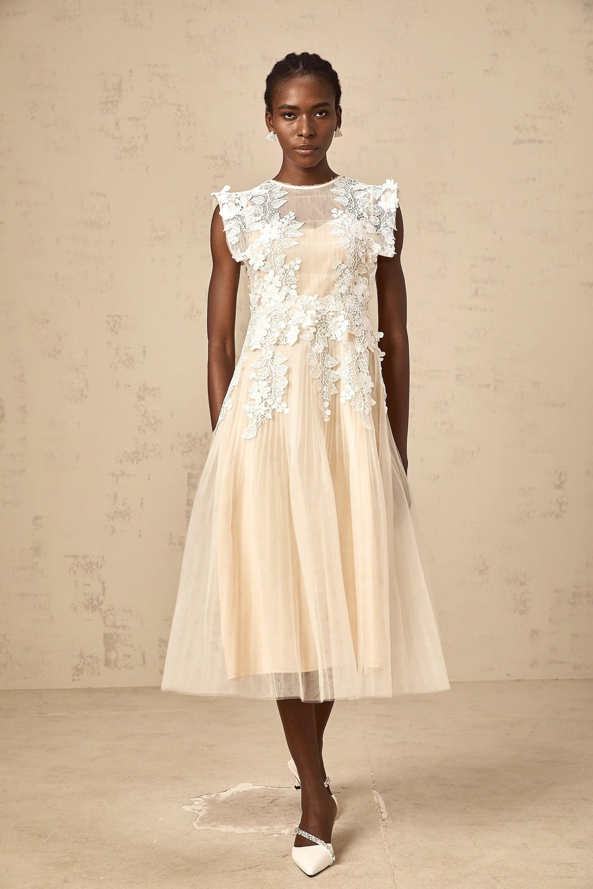 Annabelle Flowerappliqué Tulle Midi Dress