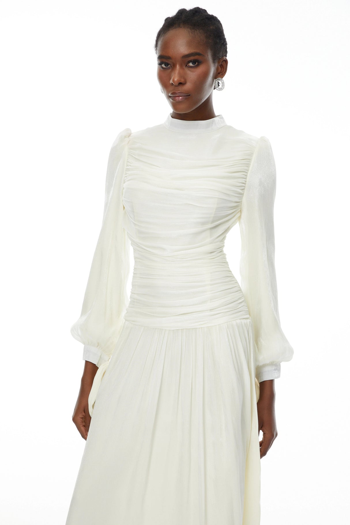 Katrín White Glossy Gathered Maxi Dress
