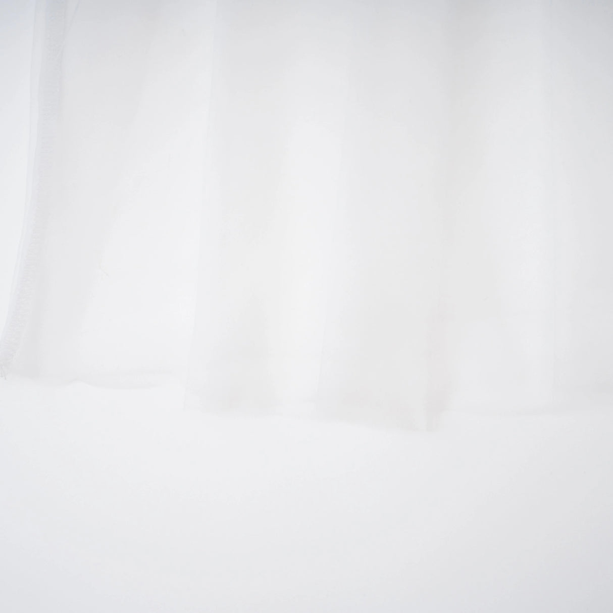 Michalina White Lace Convertible Gown with Detachable Skirt