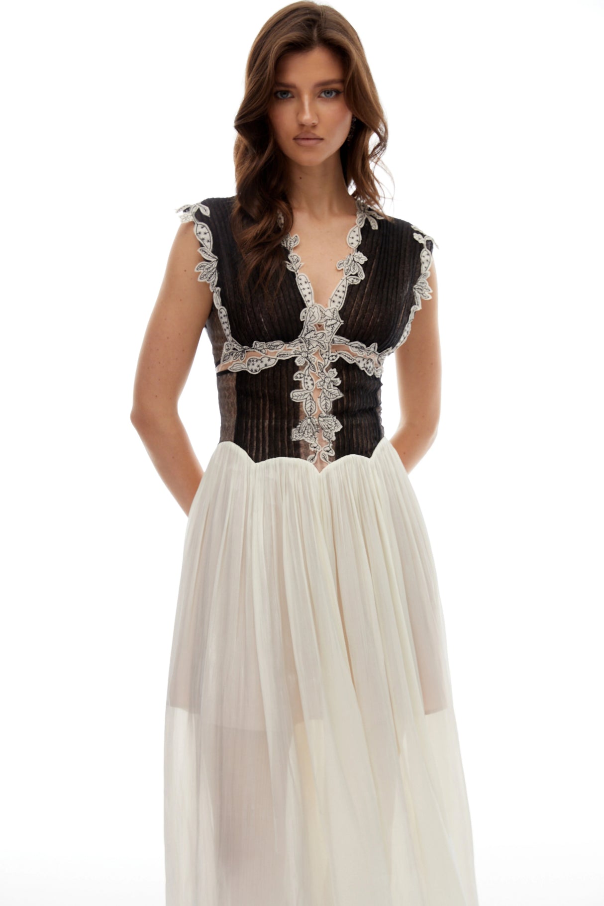 Modesty Color Block Floral Appliqué Midi Dress