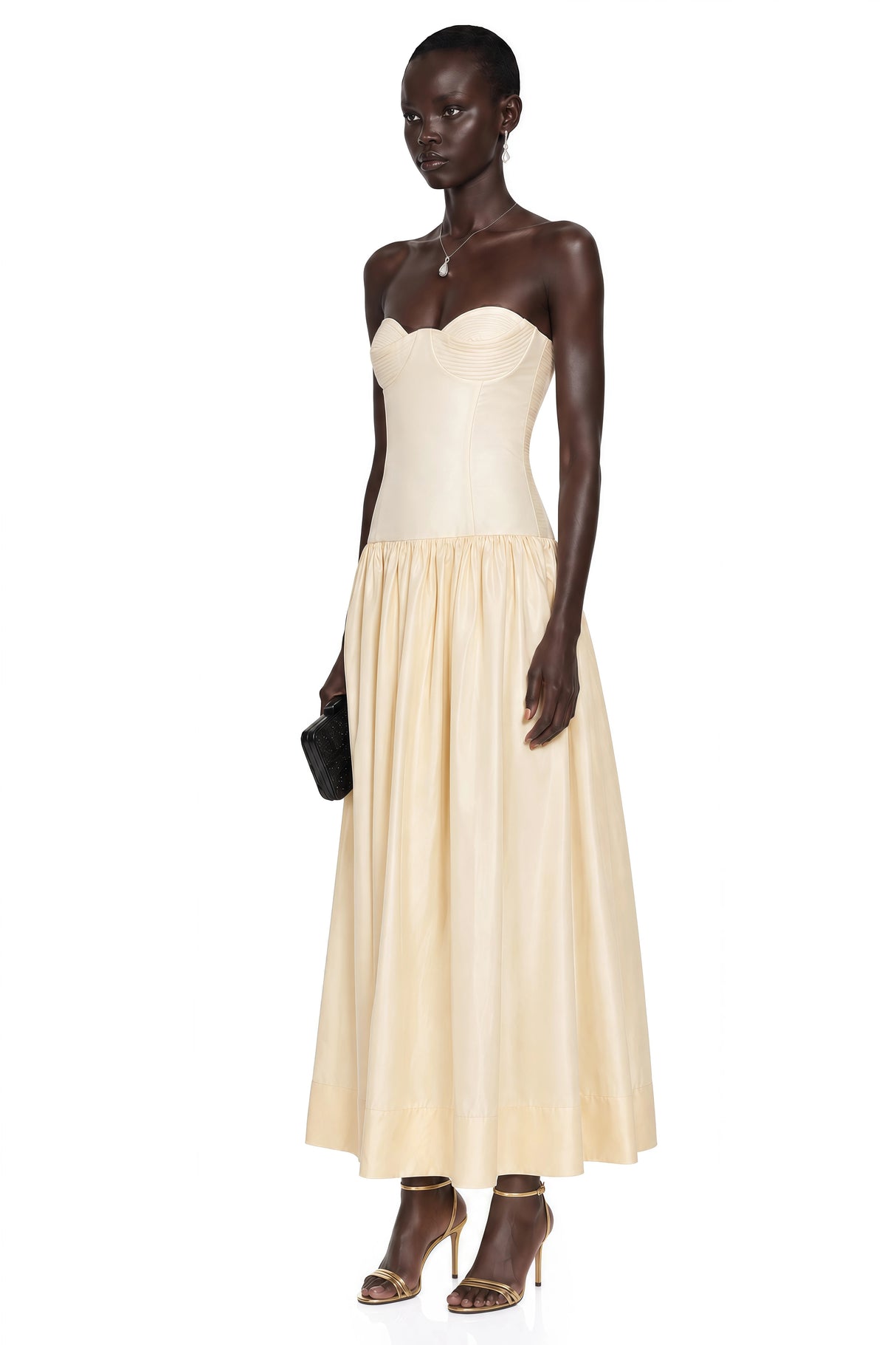 Nehir Cream Sweetheart Pleated Maxi Dress