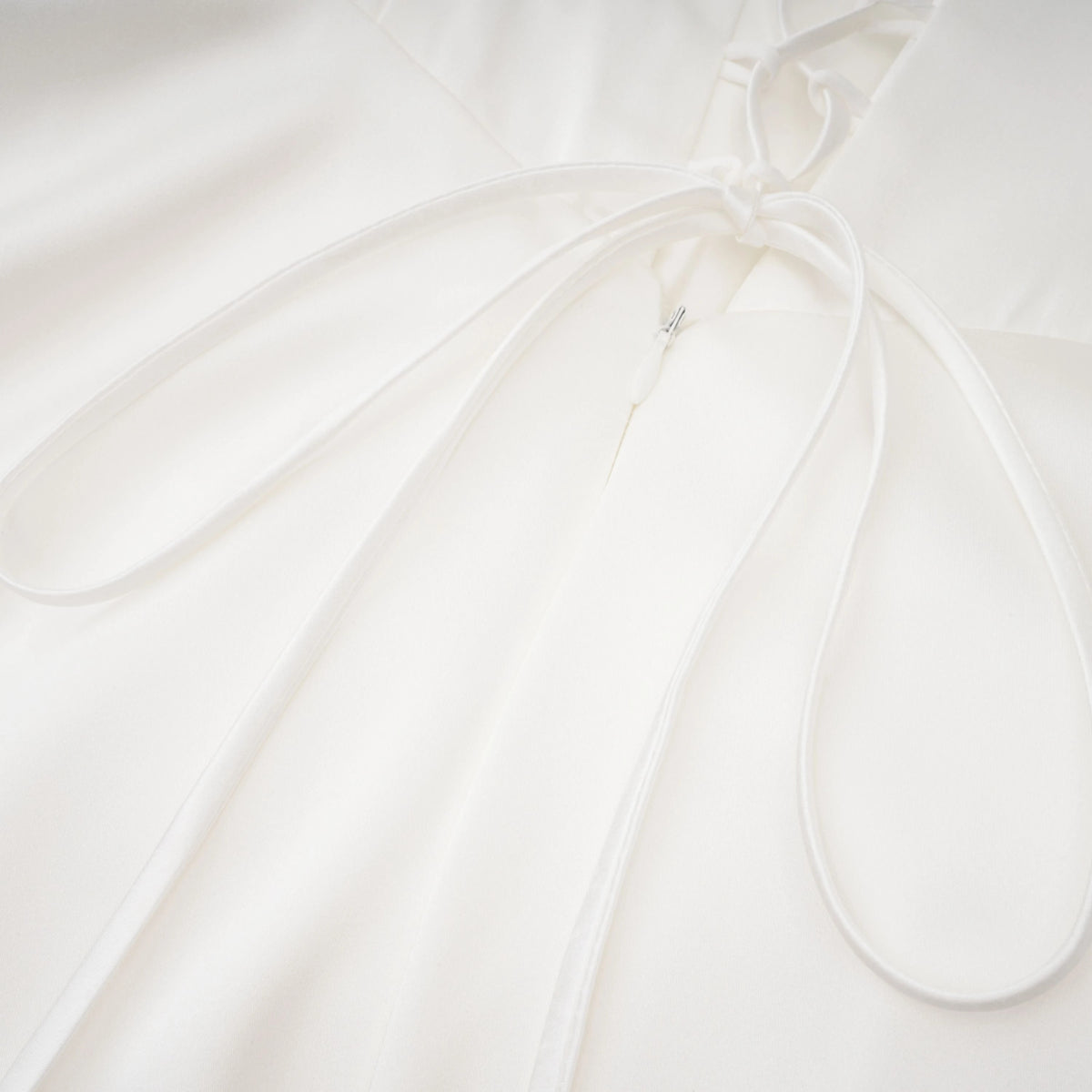 Víctor White OffShoulder Lace Panel Maxi Dress