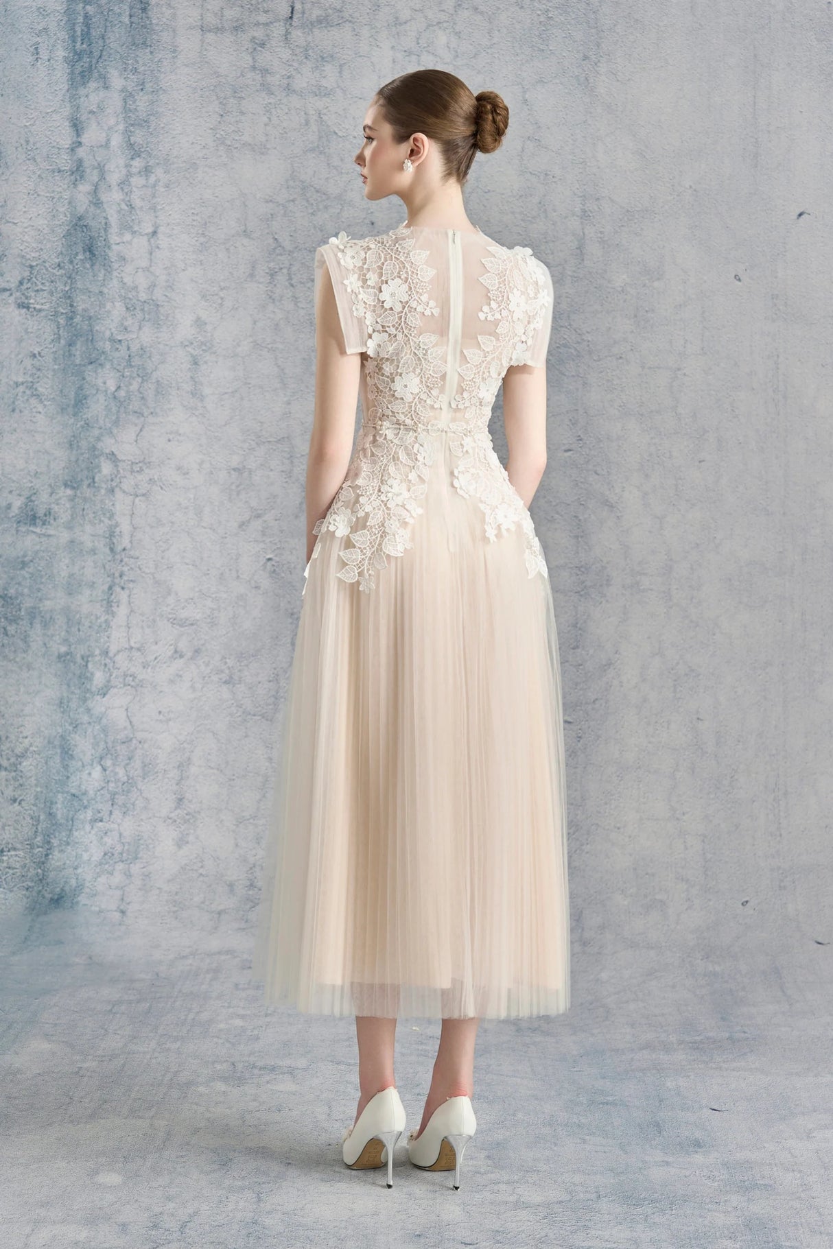 Annabelle Flowerappliqué Tulle Midi Dress Without Belt