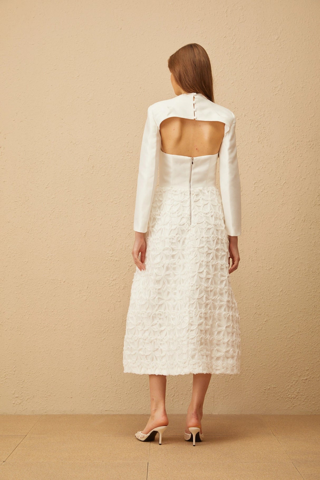 Dulcie White Floral Jacquard Shawl  Dress Set