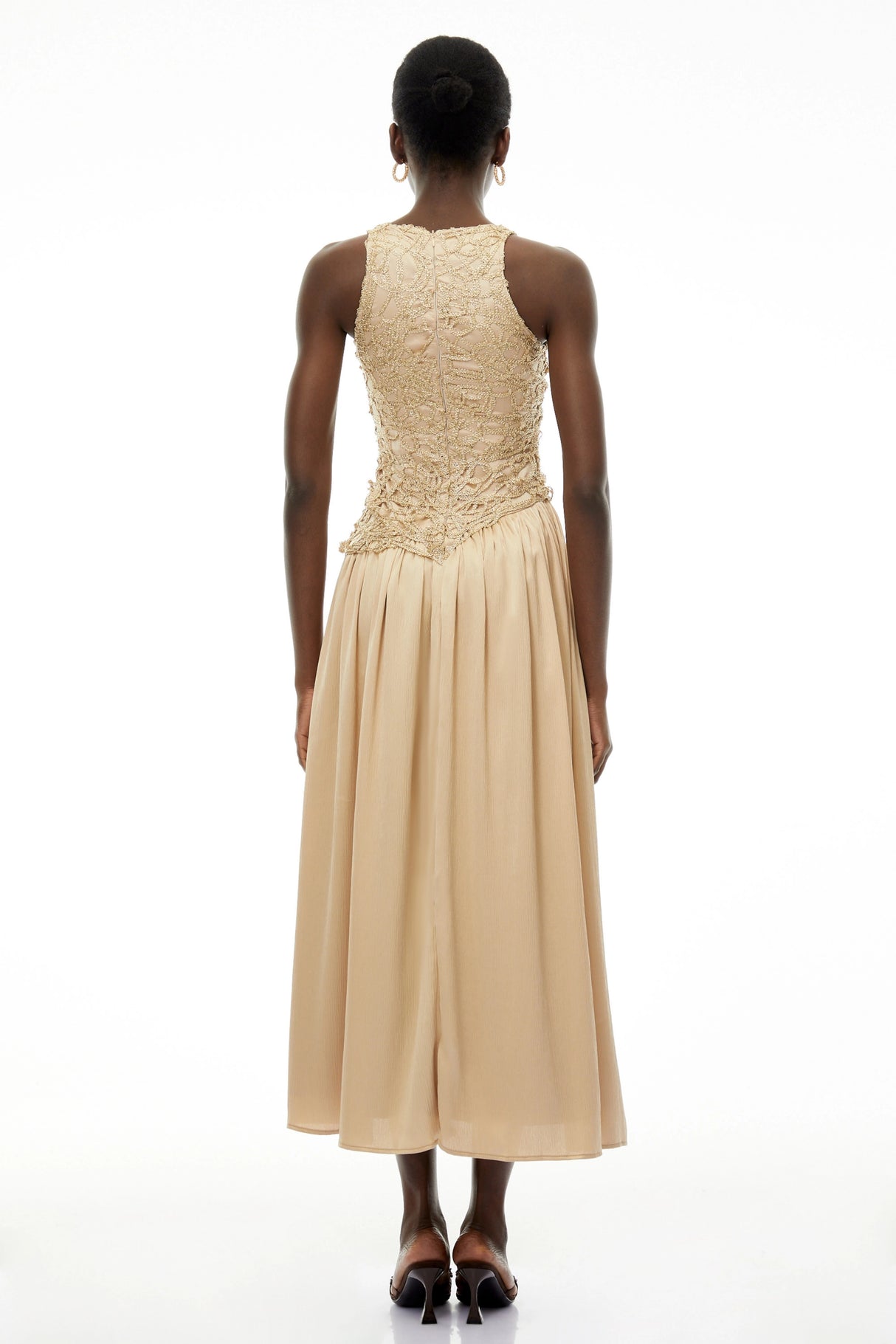 Ellie Champagne Round Neck Sleeveless Maxi Dress