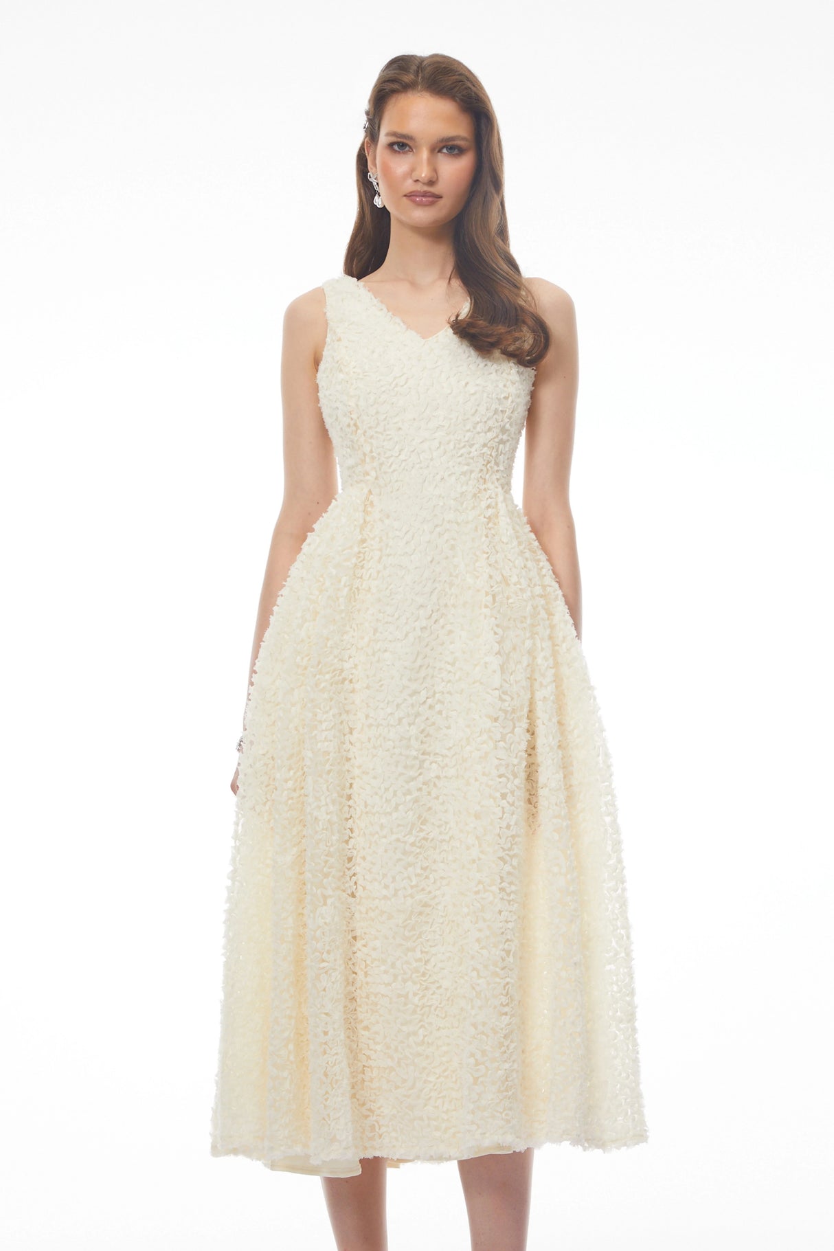 Luciana White Sleeveless Midi Dress with Fitted Bodice