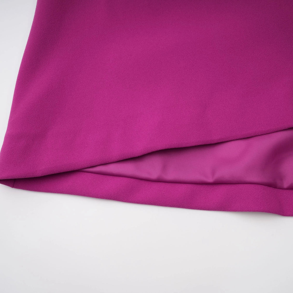 Majestueuse Fuchsia KeyholeDetail Mermaid Gown
