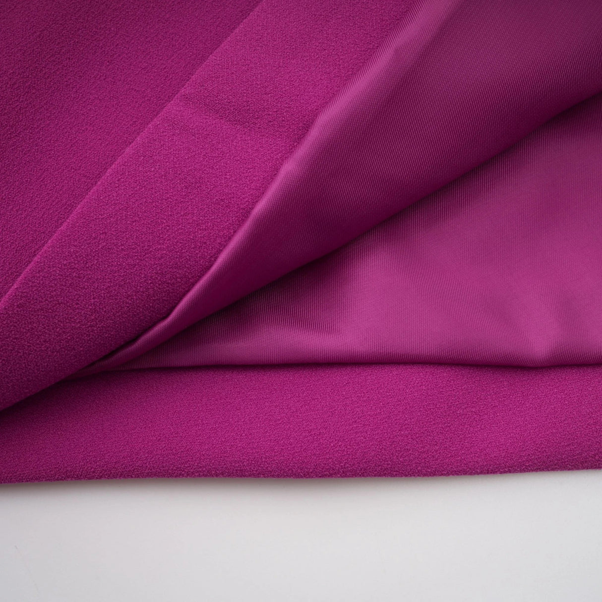 Majestueuse Fuchsia KeyholeDetail Mermaid Gown
