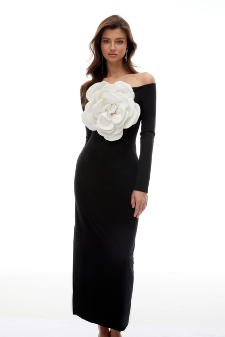 Wendy Maxi Dress Black 3D Petal