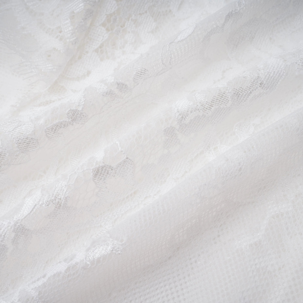 Michalina White Lace Convertible Gown with Detachable Skirt