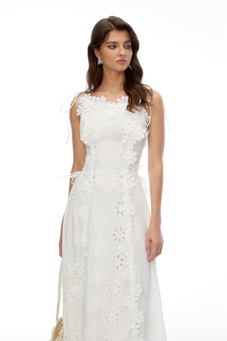Nevaeh White Sleeveless Floral Embroidered Maxi Dress