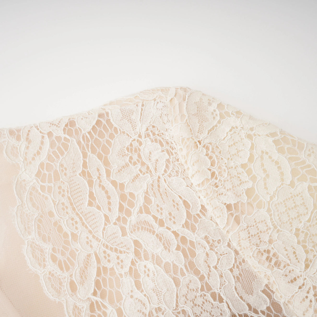 Oliana Ivory Lace Maxi Gown