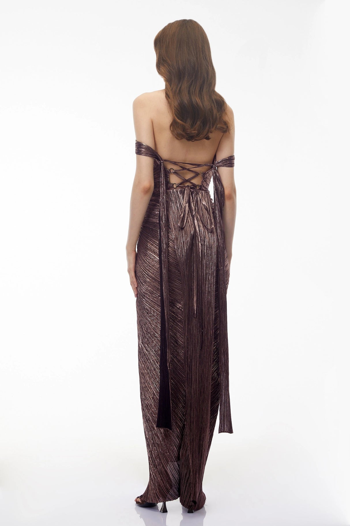 Pérola Bronze Gold Metallic Off Shoulder Maxi Dress