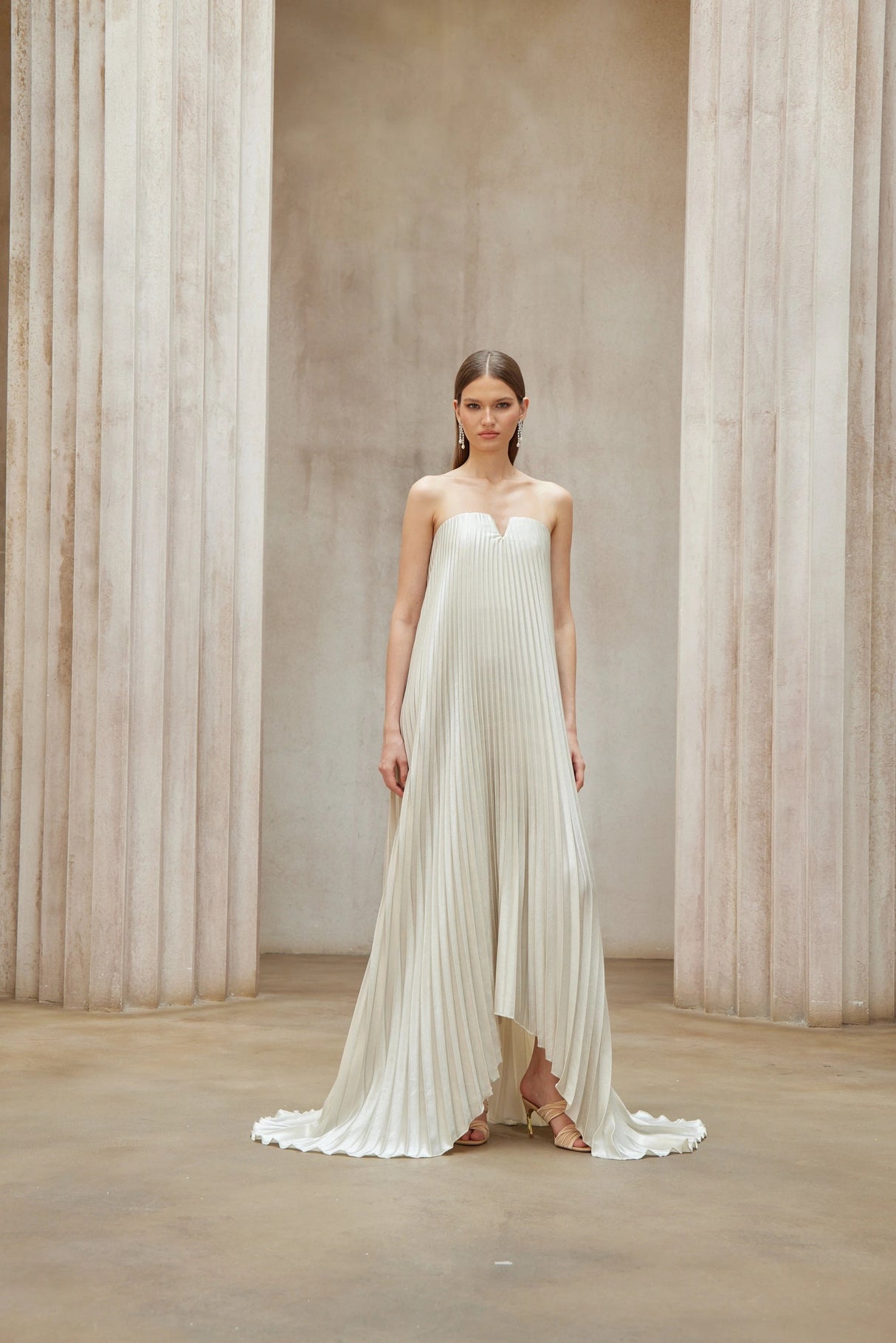Satiné Gold Fullypleated Maxi Dress