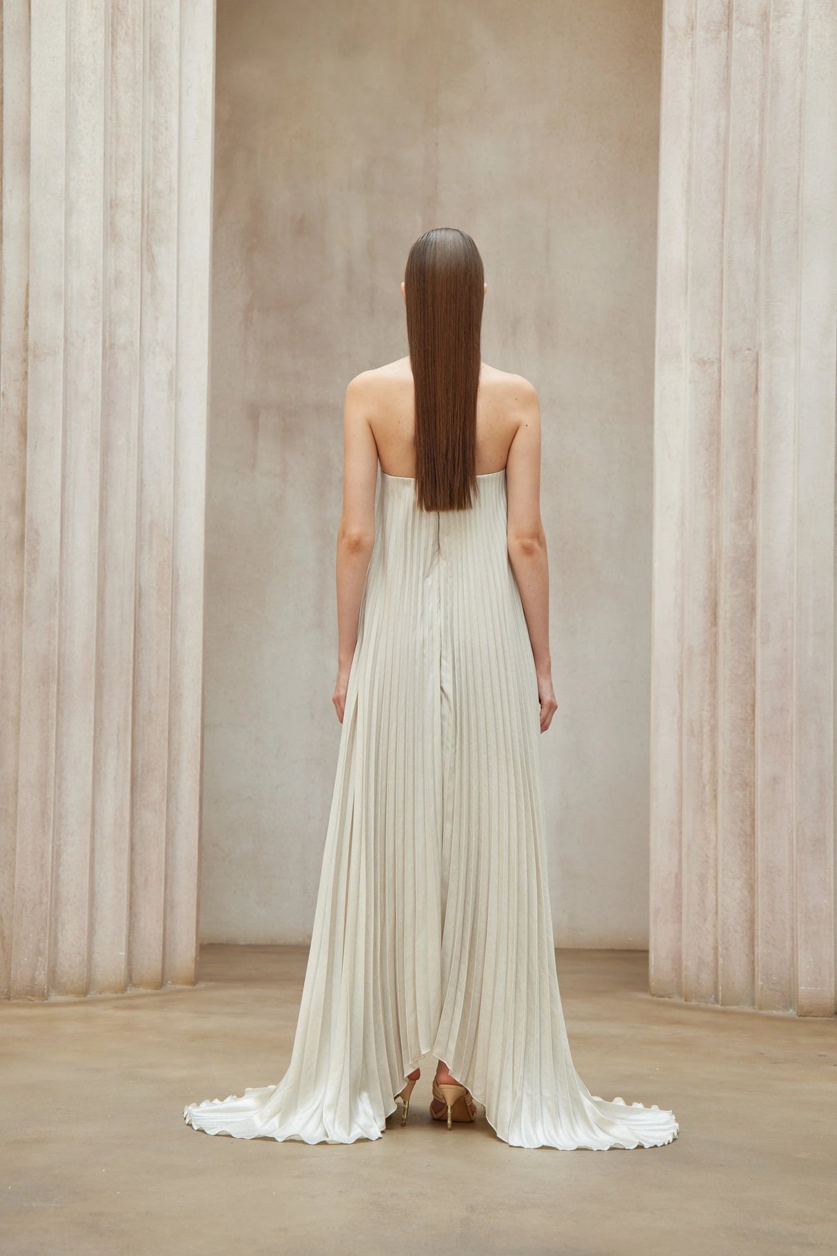 Satiné Gold Fullypleated Maxi Dress