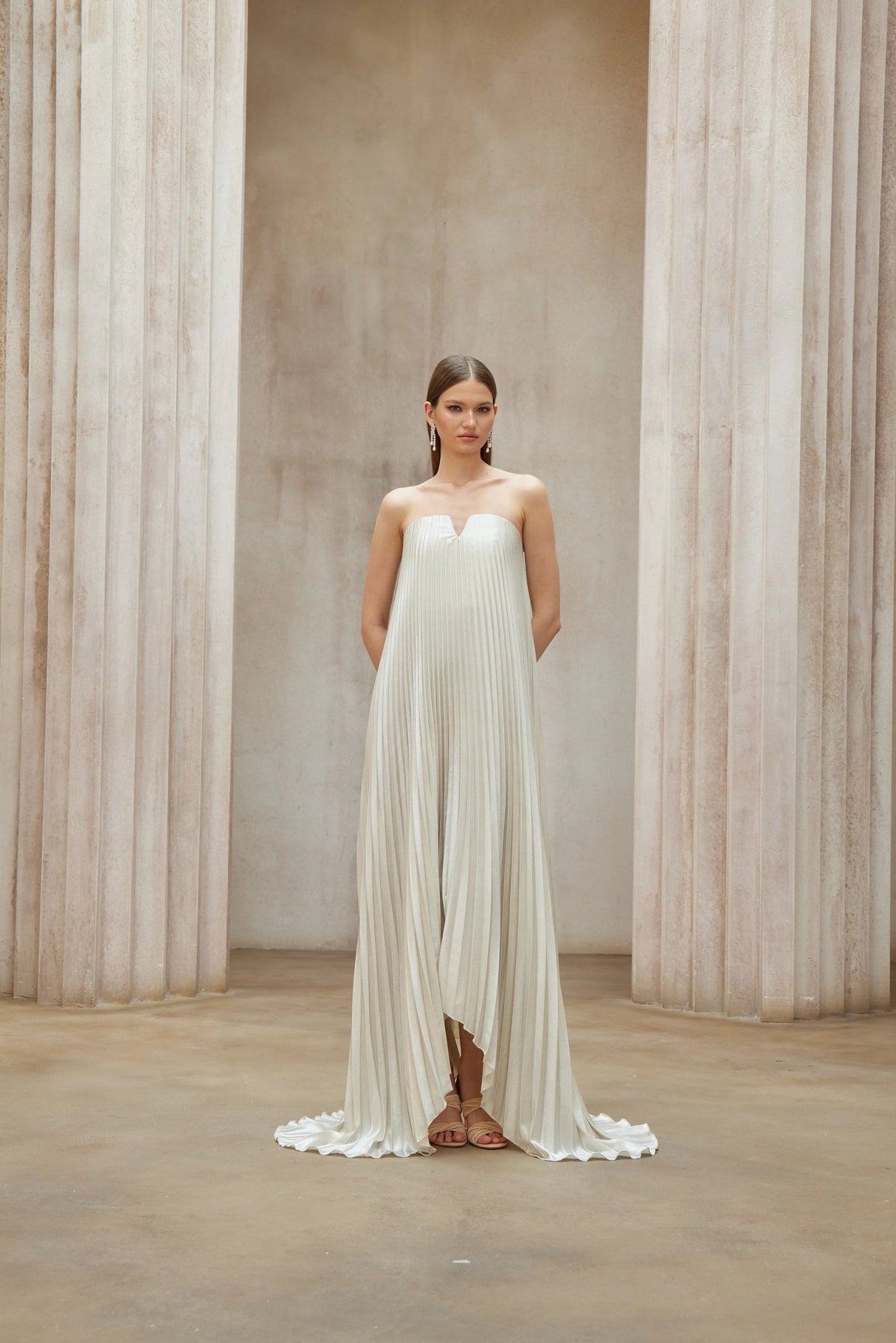 Satiné Gold Fullypleated Maxi Dress