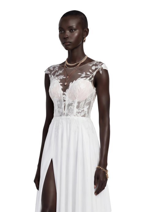 Angioletta Maxi Dress White with Lace Sleeves and Slit